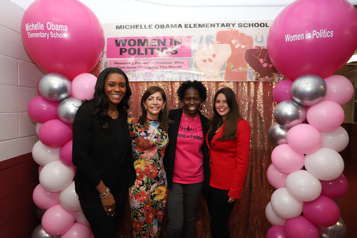 NPSvoices's tweet photo. We had such a fun time this morning with First Lady @TammyMurphyNJ , @SomersetCntyNJ Commissioner Sara Sooy, and Dr. Crystal Davis for the "Powerful Women in Politics" Breakfast this morning at @NPS_ObamaElem!🤝🏾 https://t.co/fwuKhw7SO0