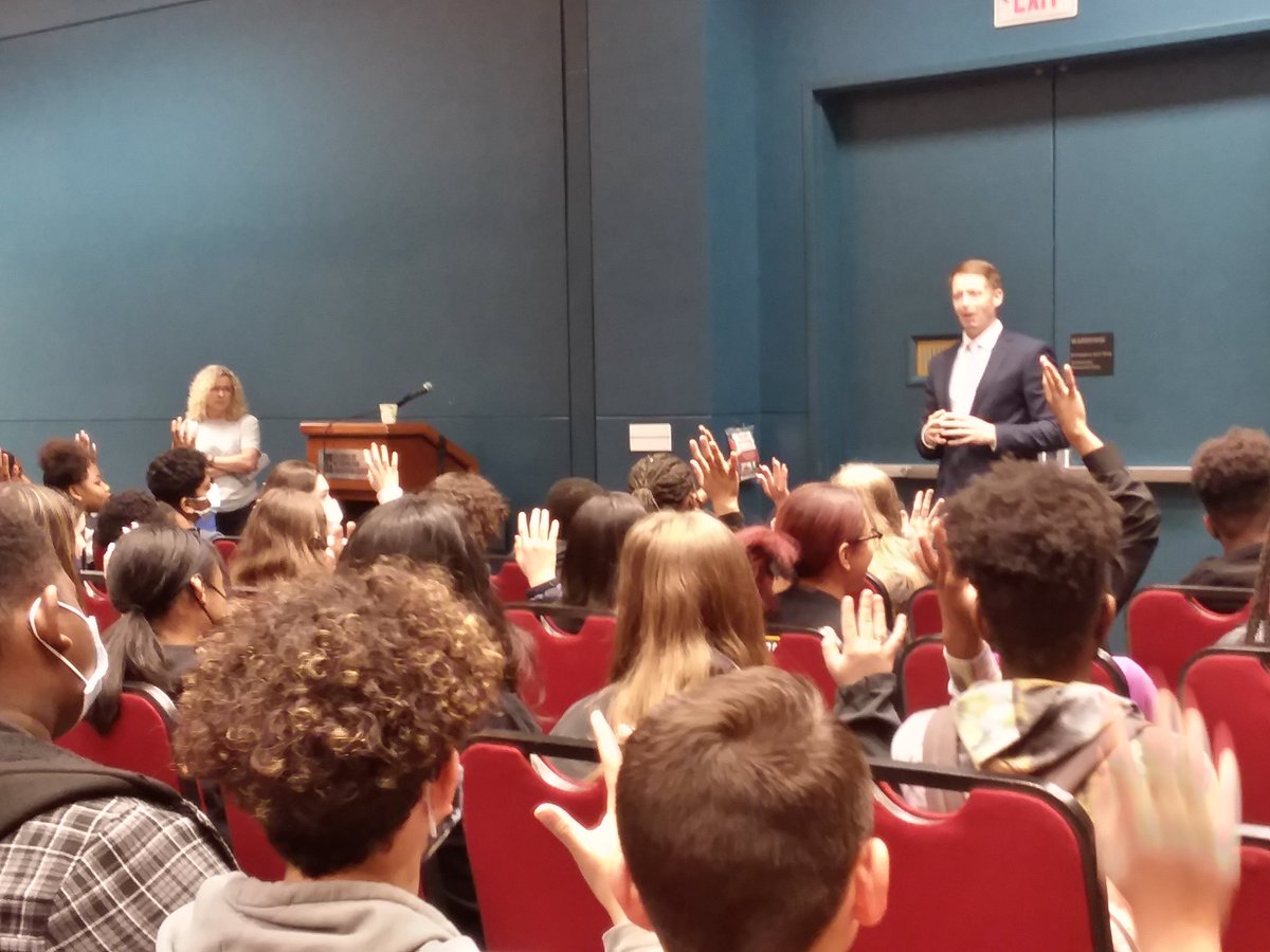 mebasc's tweet photo. In addition to our awesome sponsors, we also have had the honor of having @BrooksHarper speak words of encouragement and inspiration to our Midlands students!
#creatingcareerconnections https://t.co/Cf5Xsf6CSW