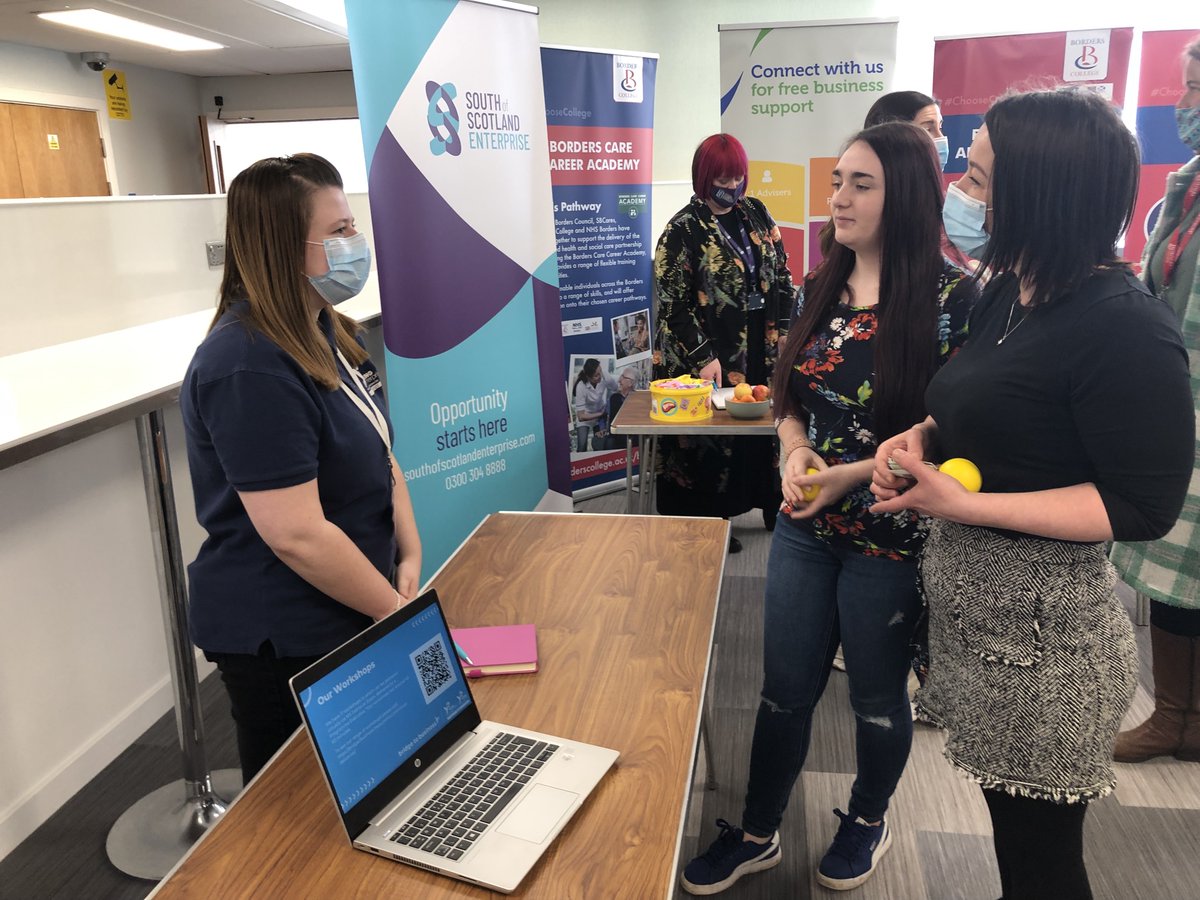 BordersCollege's tweet photo. Our #EnterpriseRoadshow is well underway. Thanks to @bridge2business, @SoSEnterprise  &amp; @PrincesTrustSco for being here to chat with our students.

#bridge2business 
#enterpriseforall
@Lisa_Wardlaw https://t.co/5Z2hySNZ8T