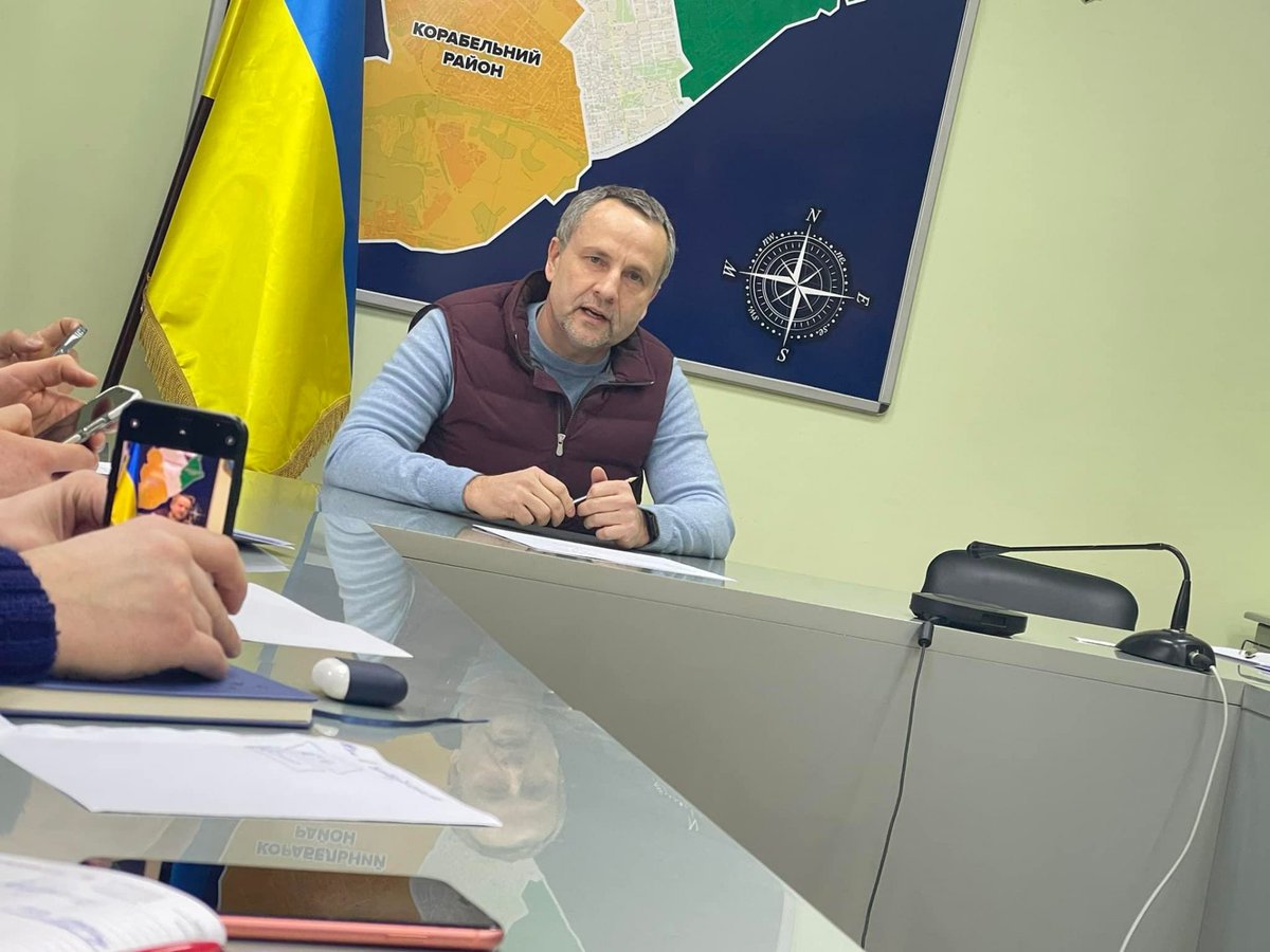 Мэр Херсона провёл совещание с директорами городских рынков bit.ly/37IOiX0 #kherson #Херсон #news