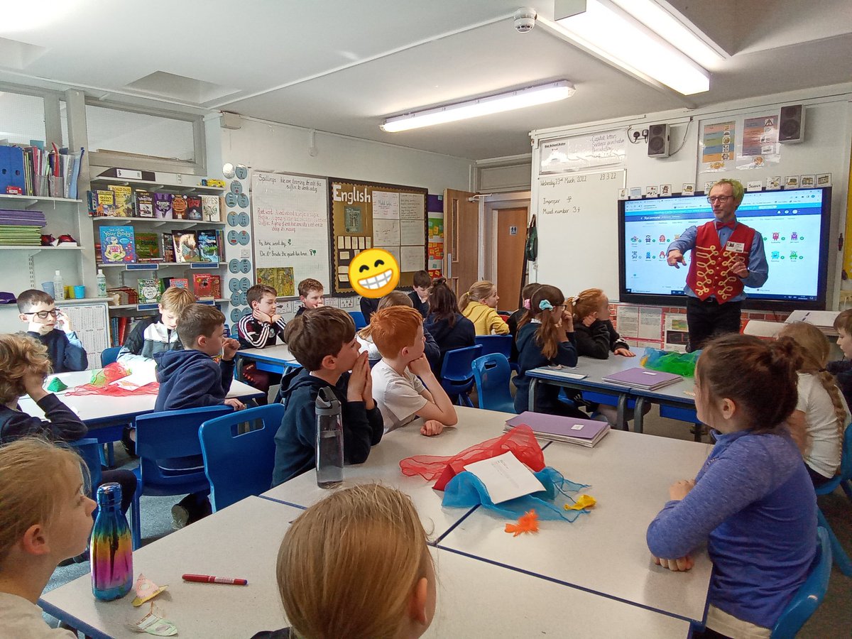 SaxtonCE's tweet photo. Sycamore loved our visit from Mr Priest this morning! We learnt so much from our gravity investigation! #STEM #PrimaryScience #Sycamorescience https://t.co/ol6xbAFc3F