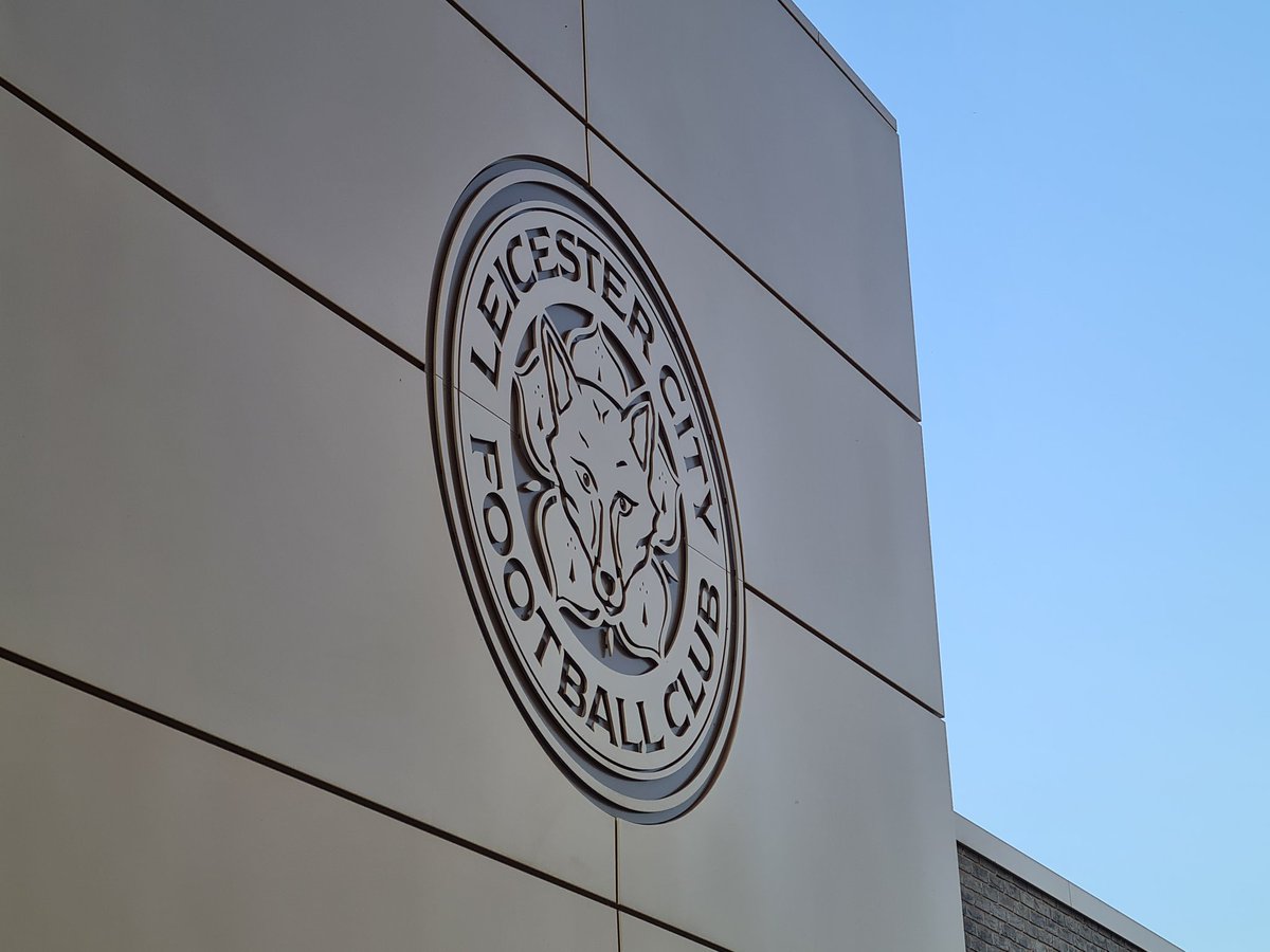 SGLsystem's tweet image. ⏳ The #Masterclass2022 has arrived at the Leicester City Training Ground! 🦊

#gamechangers