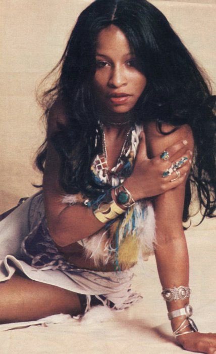 Happy birthday queen ! The one the only Ms Chaka Khan. Have a blessed and beautiful day   