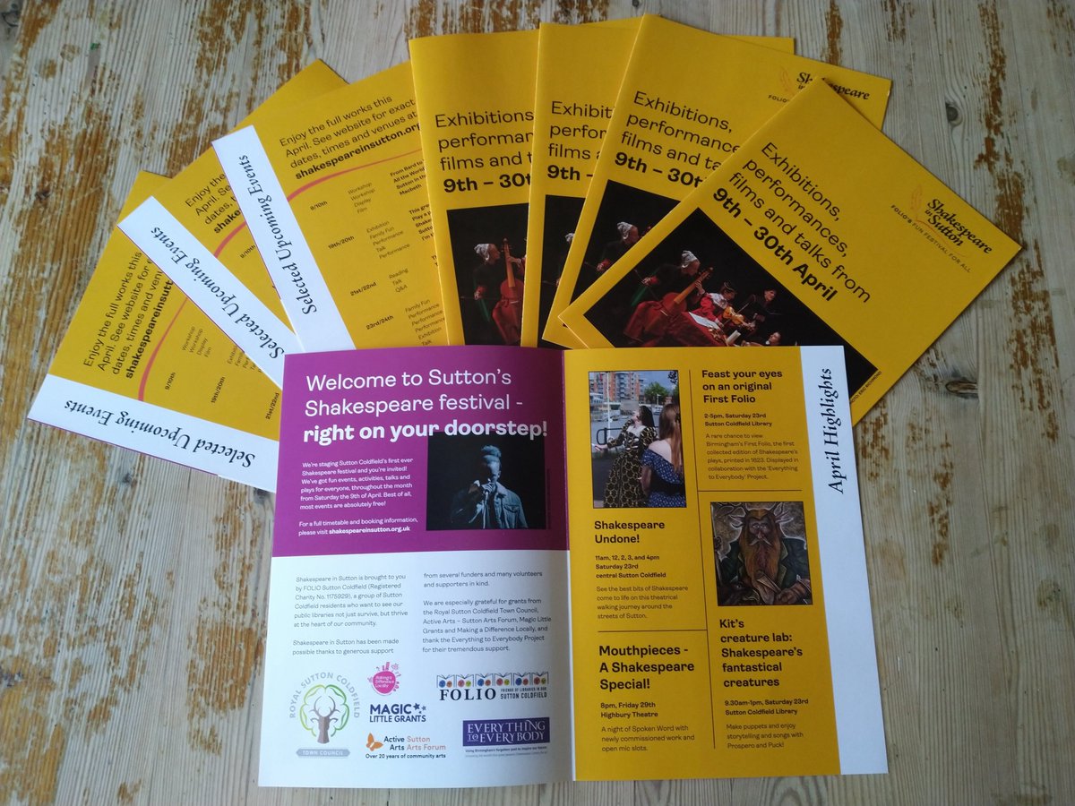 FOLIOsutcol's tweet image. Pretty excited to have our festival leaflets arrive! Huge thanks to Kev at kevincreatesart.com for being our brilliant designer and to Paul, Anthony and Matthew at @MainSPrint being such a pleasure to work with getting our programme printed!