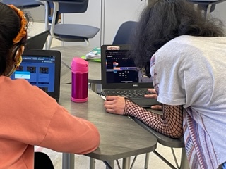 patricialdrake's tweet photo. #hhmstech Technology Ss @HerbertHooverMS
 are up for the Amazon Cyber Robotics Challenge! 🏆
#AmazonFutureEngineer @GoCoderZ  #edisonk12 #shinebrightedison  @21stEdison https://t.co/QOpu7EBl8O