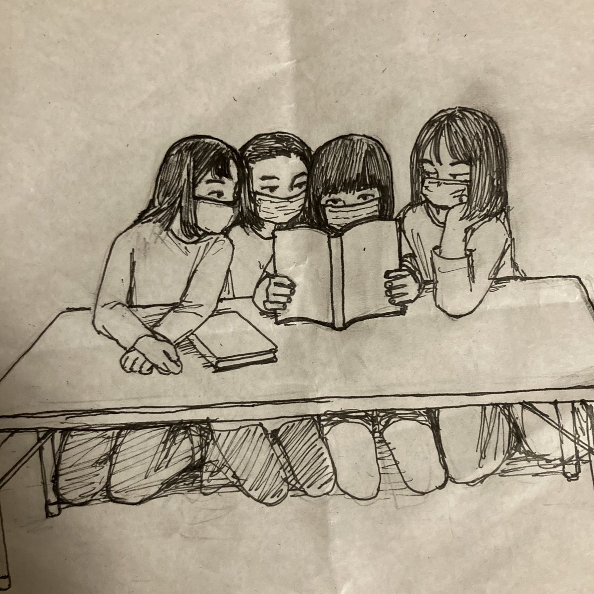 最近いっつもバージンスーサイズみたいにくっついてエロ漫画を読んでる女の子たちがいるので今日はスケッチをした。 