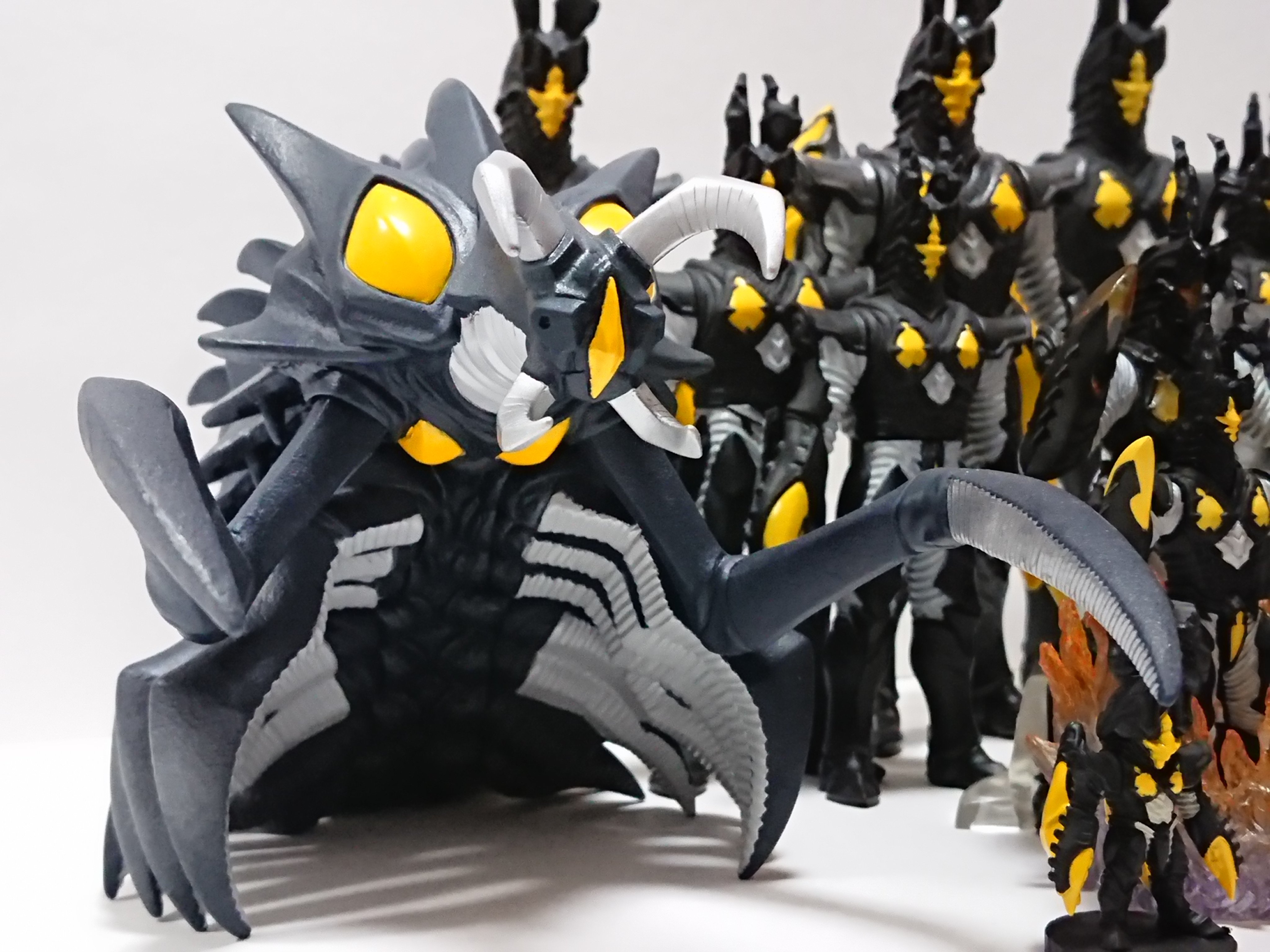 ウルトラマンサーガ　3体セット まなしな on X: 