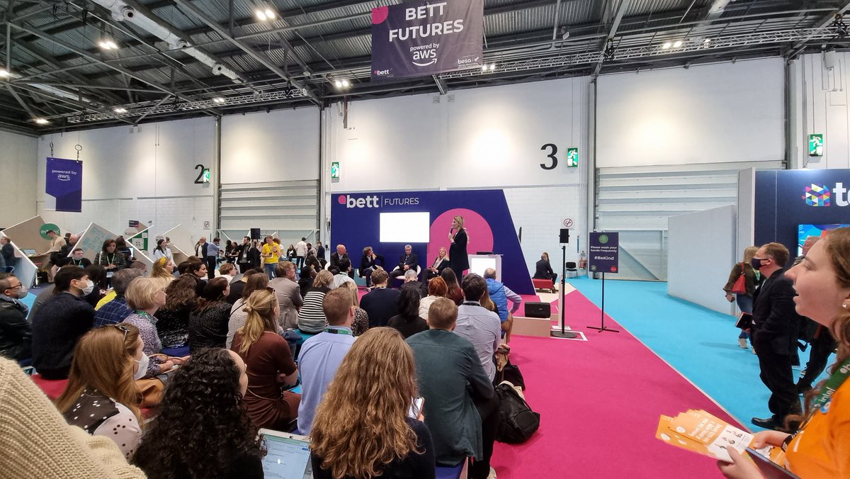 am_innovator's tweet photo. So... Lets give a live demo of some edtech tools live from #BETT2022... #OneNote - 1st photo of conference, 2nd photo OneNote's #OfficeLens photo functionality capturing the slides (check the purple outline) - straight into your notes
Become a #NoteTakingWizard! https://t.co/xGqOhd6Pkf