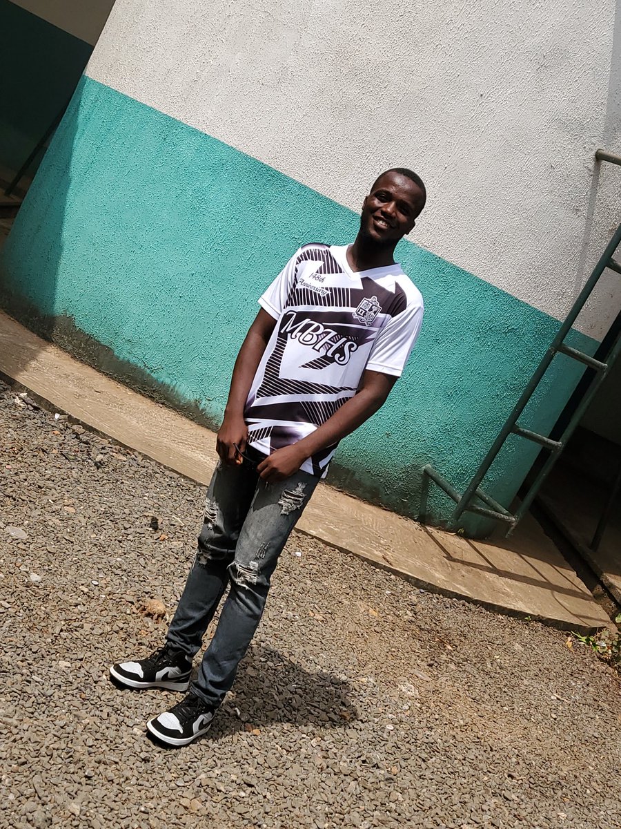 99_savage01's tweet photo. Methodist Boys' High School 148th years anniversary jersey for sale.

Get your Laboramus Jersey for a reasonable price.

If you are buying through this page guess what? Their is a 20% discount for you. Call or WhatsApp this numbers +23280297948

#MBHSAnniversary #jersey #highscho https://t.co/9RhmptpYce