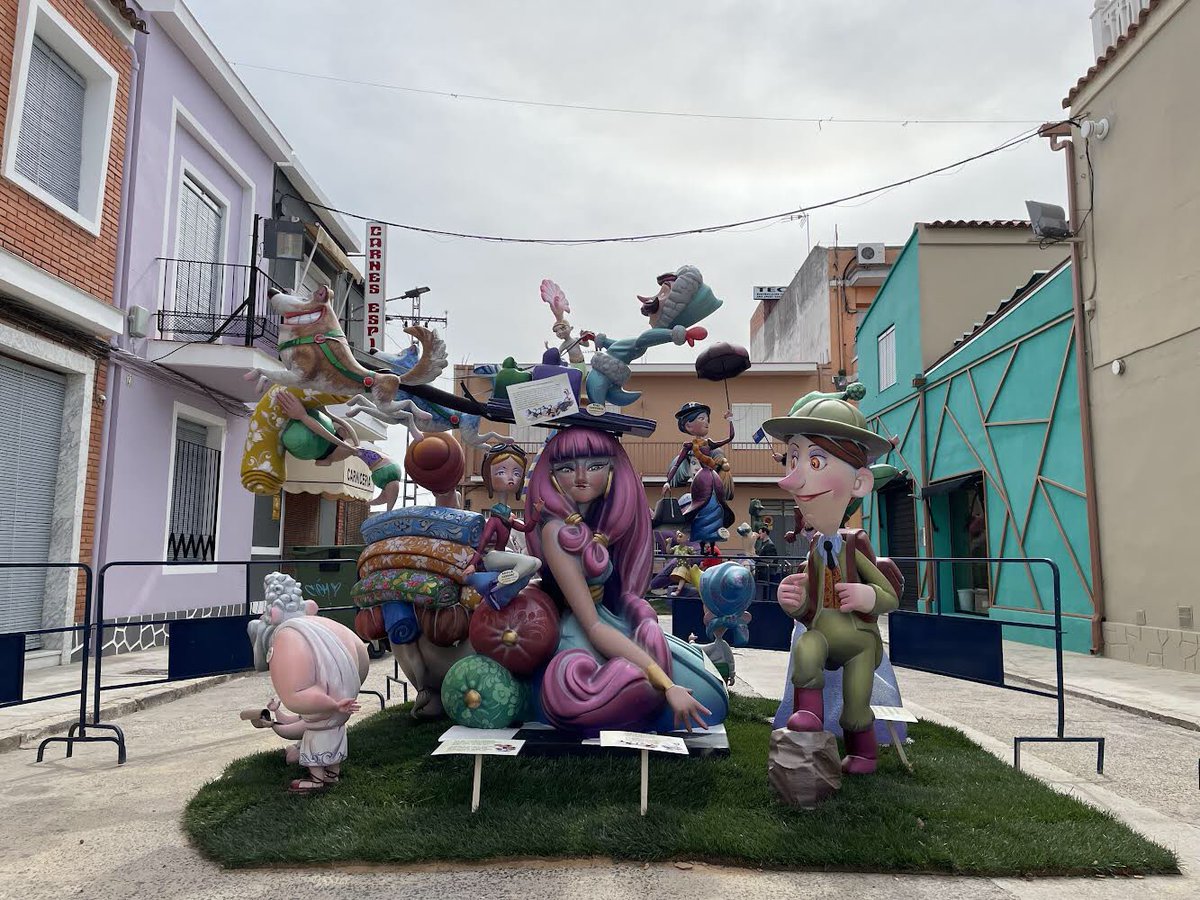 Falla infantil 2022 de la <a href="/FallaElCastell/">Falla El Castell</a> de La Pobla Llarga, obra de Vicente Gomar. #Fallas2022