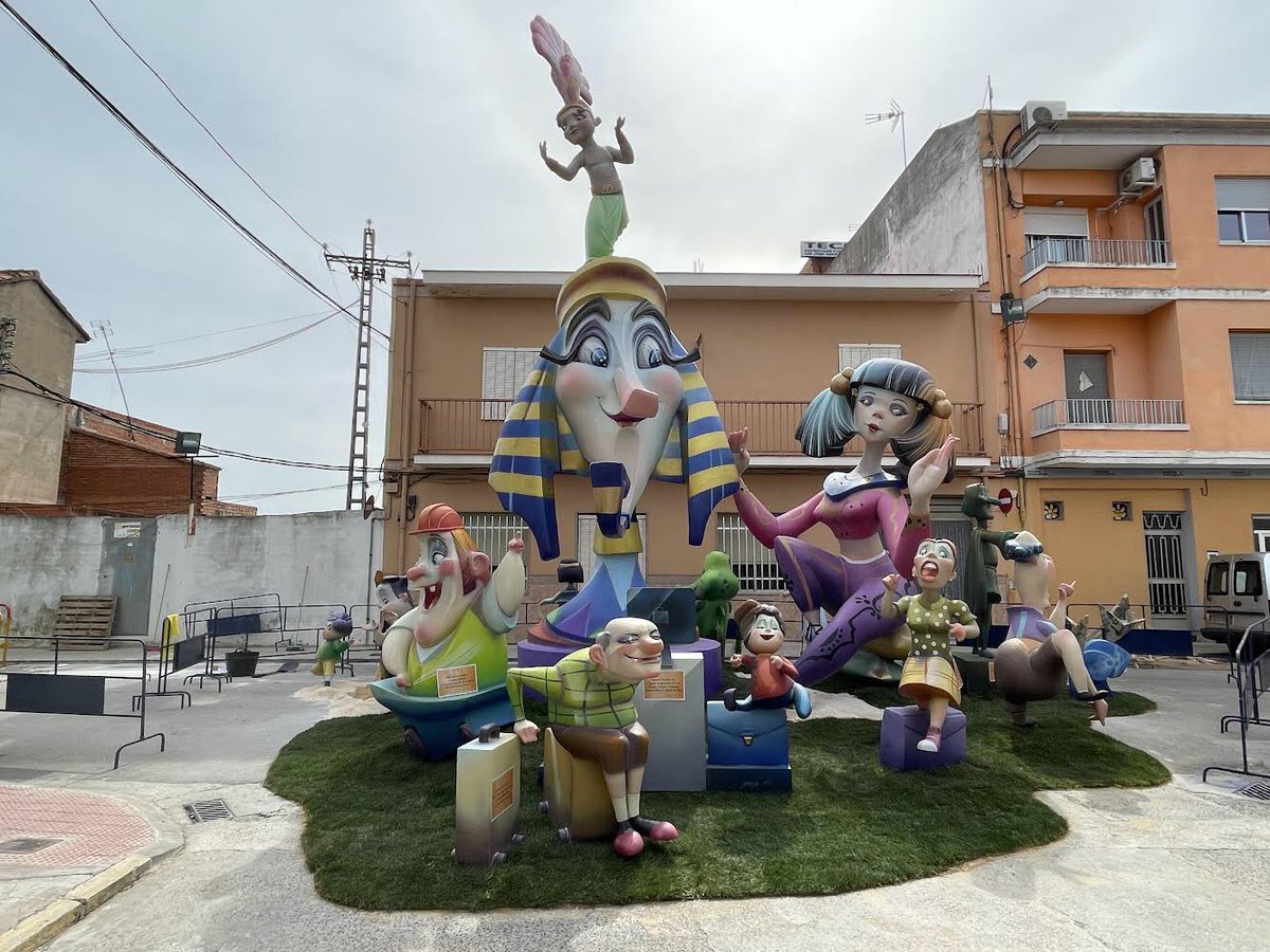 Falla grande 2022 de la <a href="/FallaElCastell/">Falla El Castell</a> de La Pobla Llarga, obra de <a href="/Cimas_artfaller/">Artista_ErnestoCimas</a> . #Fallas2022