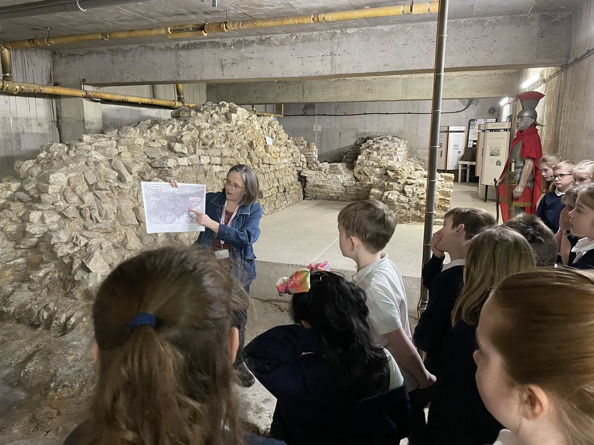 MrsDBradbury's tweet photo. Wow! We have found a hidden Roman wall 5 metres underground! We are at Posterngate and we are learning about the walls that surround Roman Lincoln. @collectionusher #investigatelearning https://t.co/PgfCGFRb4d