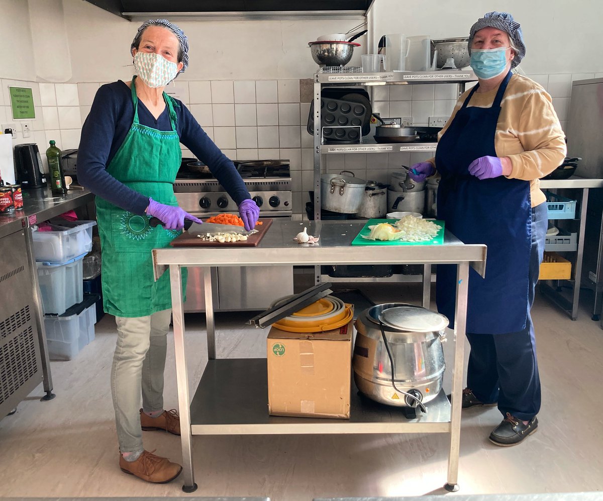CoplestonCentre's tweet photo. Volunteers Breda and Tracy are cooking up #RealMeals for 45 people in our #CommunityCafe today - thanks as always to funding from @SwkCharities
@lb_southwark
and @TNLComFund
Get in touch if you would like to join our team of volunteer cooks! https://t.co/9HwXXvOKry