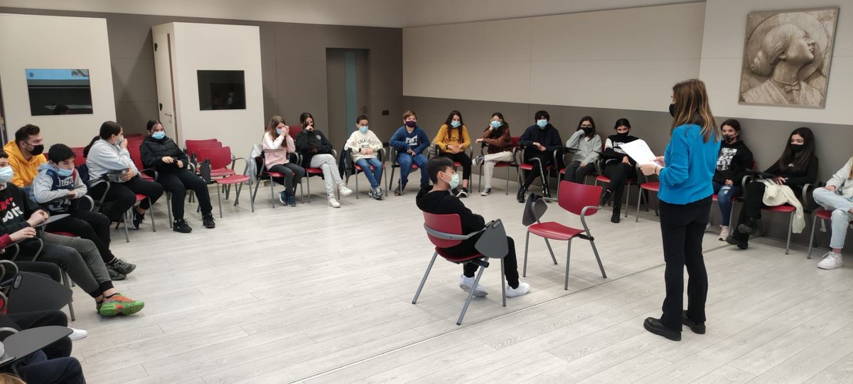 ✅ Els serveis socials de l'Ajuntament de #Vic treballen conjuntament amb els centres educatius per millorar les capacitats de l'alumnat a l'hora de prendre decisions.

🗣️ Se segueix consolidant un model de ciutat saludable per garantir oportunitats i qualitat de vida.