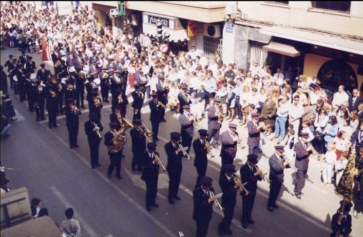 ✝️ Hoy se cumplen 25 años de nuestra primera #SemanaSanta.

🎶 Aquel 1997...

<a href="/borrilinares/">Borriquilla Linares</a> | #DomingoDeRamos
<a href="/cautivo_martos/">Cautivo y Trinidad Martos</a> | #MartesSanto
<a href="/Rescate_Baeza/">El Rescate - Baeza</a> | #JuevesSanto
<a href="/Nazareno_Motril/">Cofradía Nazareno y Esperanza Motril</a> | #JuevesSanto
<a href="/VeraCruzSetenil/">Vera+Cruz Setenil</a> | #ViernesSanto

#PasiónDeLinares
#25AñosDePasión