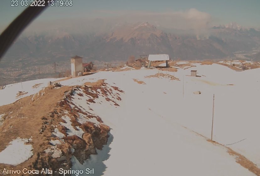 Daniele_V94's tweet photo. Incendio nelle Dolomiti Bellunesi, vicino a Fortogna nel comune di Longarone. https://t.co/rni8pHCDwO