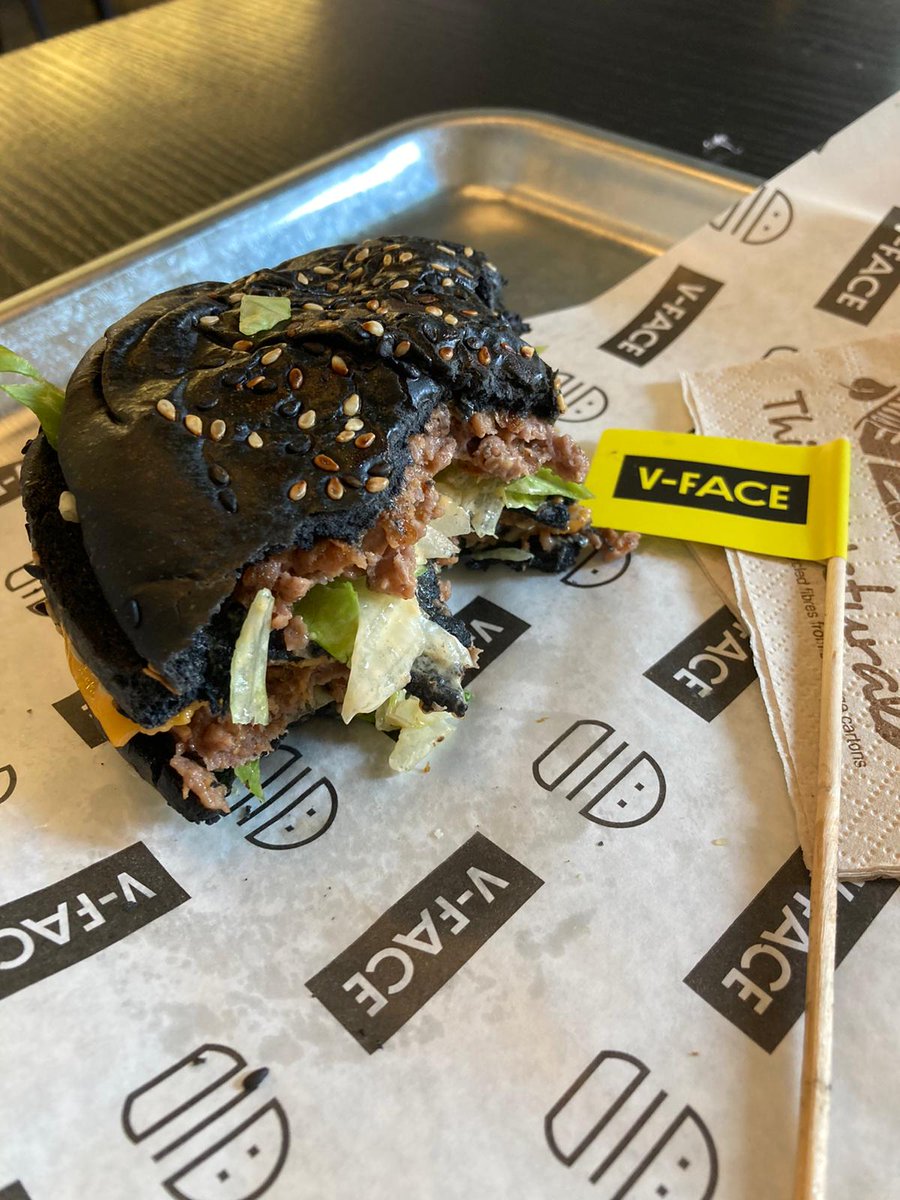 Reydelmal Ⓥ tweet media