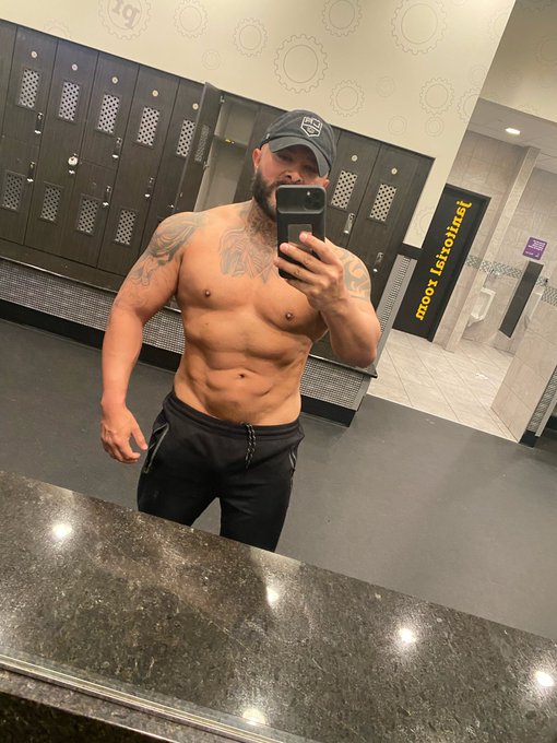 Dallas Texas #gains #chingon https://t.co/sNDDW54nSb<a href="/tag/gains"class="tags">#gains</a><a href="/tag/chingon"class="tags">#chingon</a>