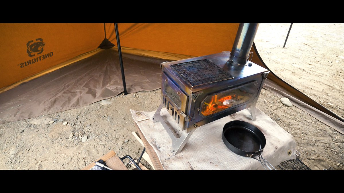 katsuobushi_b_r's tweet photo. シネマティックVlogに挑戦しました。
薪ストーブで作る朝食。
OneTigrisのSoloHomesteadの両扉を開放すると風が抜けて心地よいです。
↓↓↓本編はこちら↓↓↓(3分弱の短い動画です)
https://t.co/3l8OJSeZDc
#POMOLY #TBRICK #薪ストーブ #SOLOHOMESTEAD https://t.co/yUAf8xlI7p