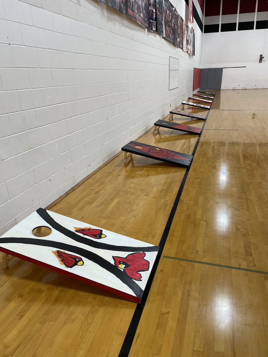 MrGarciaPE's tweet photo. The 6th graders at Annandale Middle School are playing Corn-Hole/Bags/Bean Bag Toss today for #PhysEd!  What do you call it and where do you live?  Please post in the comments! @ISD876 @AnnandaleCards @MNSHAPE @SHAPE_America https://t.co/8nrX98LSa9