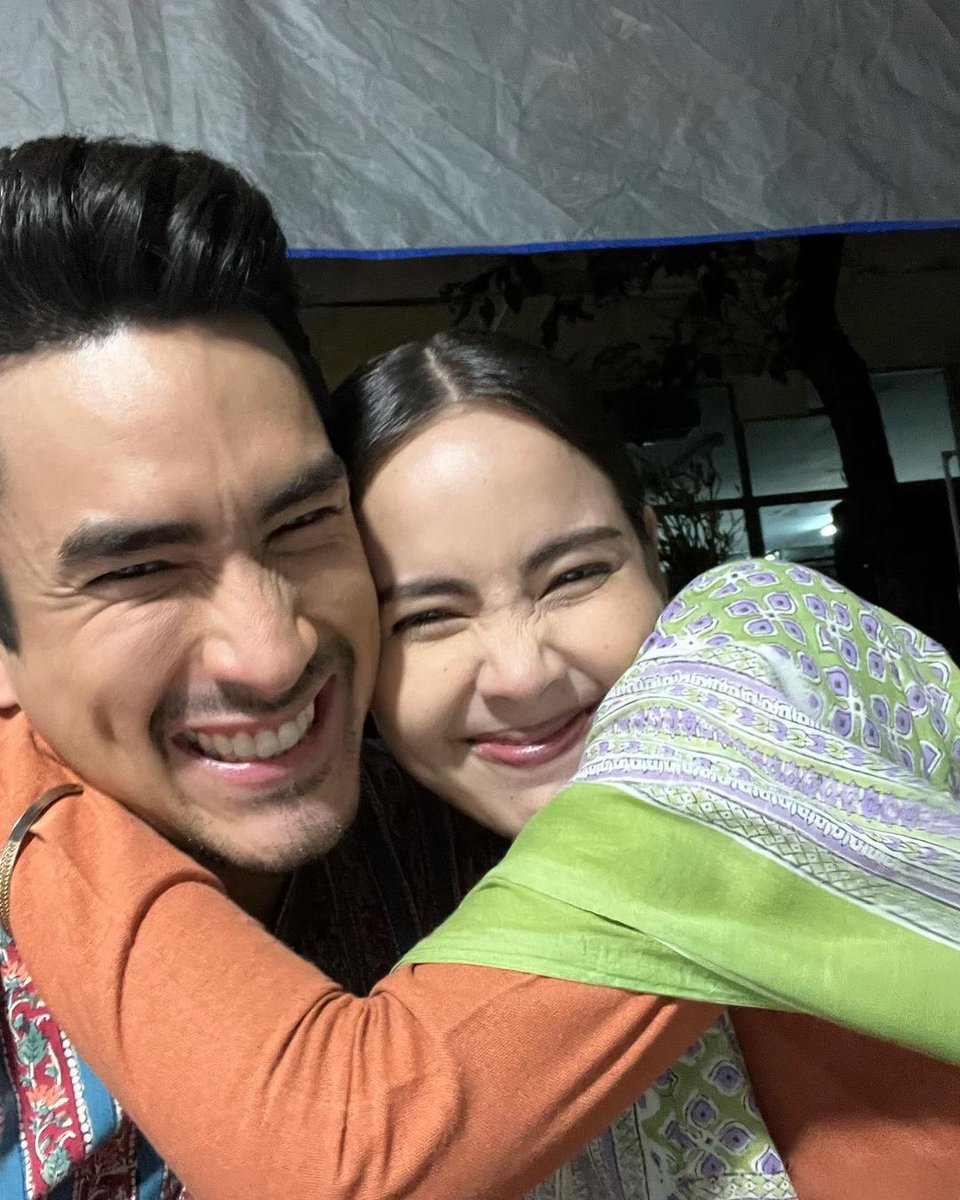 0sQInJ0Zi2DbF7N's tweet photo. โอ้ยยย ดีใจแทนหลวงอินทร์พ่อแทบขาดใจแล้วไม่เจอเธอนาน long time no you 😍😍😍 น่ารักเท่าโลกกก #ณเดชน์ญาญ่า https://t.co/7q68Ol2RC7