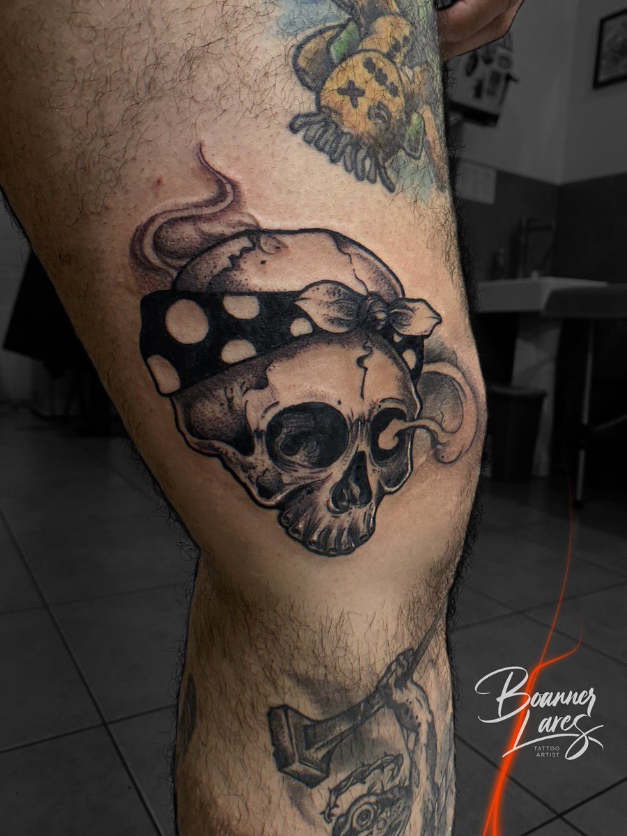 boannerlares's tweet photo. #2pac skull 💀 para mi homie Charly, citas y consultar por Mensaje Directo, hecho en @royalpaintattoo_gt https://t.co/bSgiKNKU7B