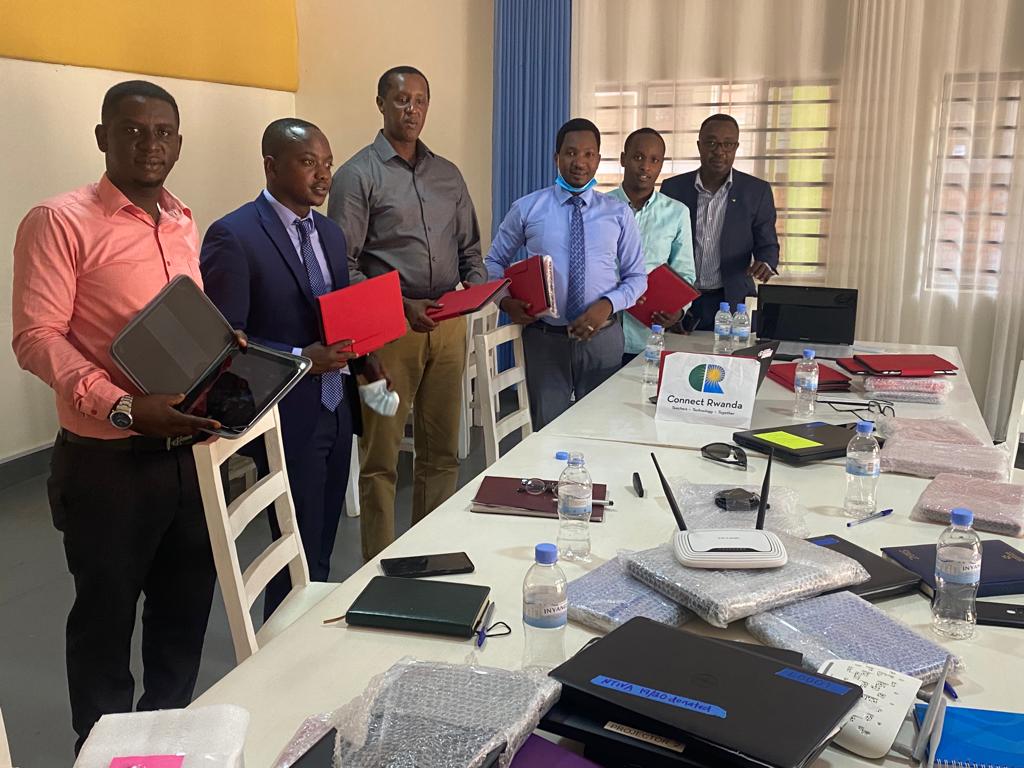 rwandaconnected's tweet photo. It’s all about Technology. APACOPE has received much needed tech from Connect Rwanda. the provided tablets will help students and teachers incorporating more technology in the teaching and learning process.
#ConnectRW #APACOPE #EdTech https://t.co/B3Gp0pz0HJ