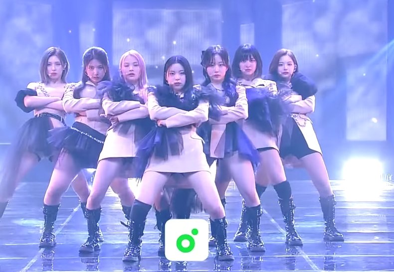 wangflare's tweet photo. i'm so proud of them accckkk! i'm just waiting for their qualifying before and now they're performing on stage❤️ https://t.co/YRYdcGLOKe