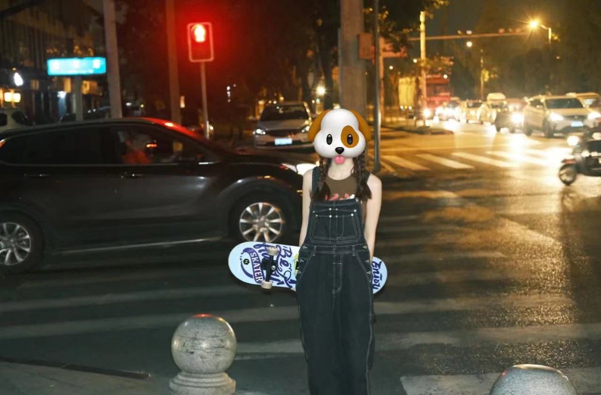 Estellaas_2010's tweet photo. Come and get a group of skateboard girls photo poses! ! The film is paired with street lights and car lights at night, and it feels so juvenile.
I have rarely taken photos of this cool feeling before, I like it unexpectedly! https://t.co/fpYz0iOKFf