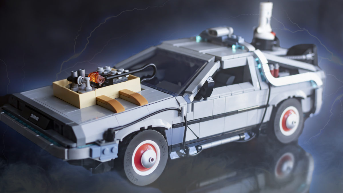 BrickFanatics's tweet photo. The designer of LEGO Creator Expert 10300 Back to the Future Time Machine has explained how the LEGO Group decides between using stickers and printed pieces.

https://t.co/1GxtnHOKjV

#LEGO #LEGOInterview #BacktotheFuture https://t.co/t5SQmg3eCc