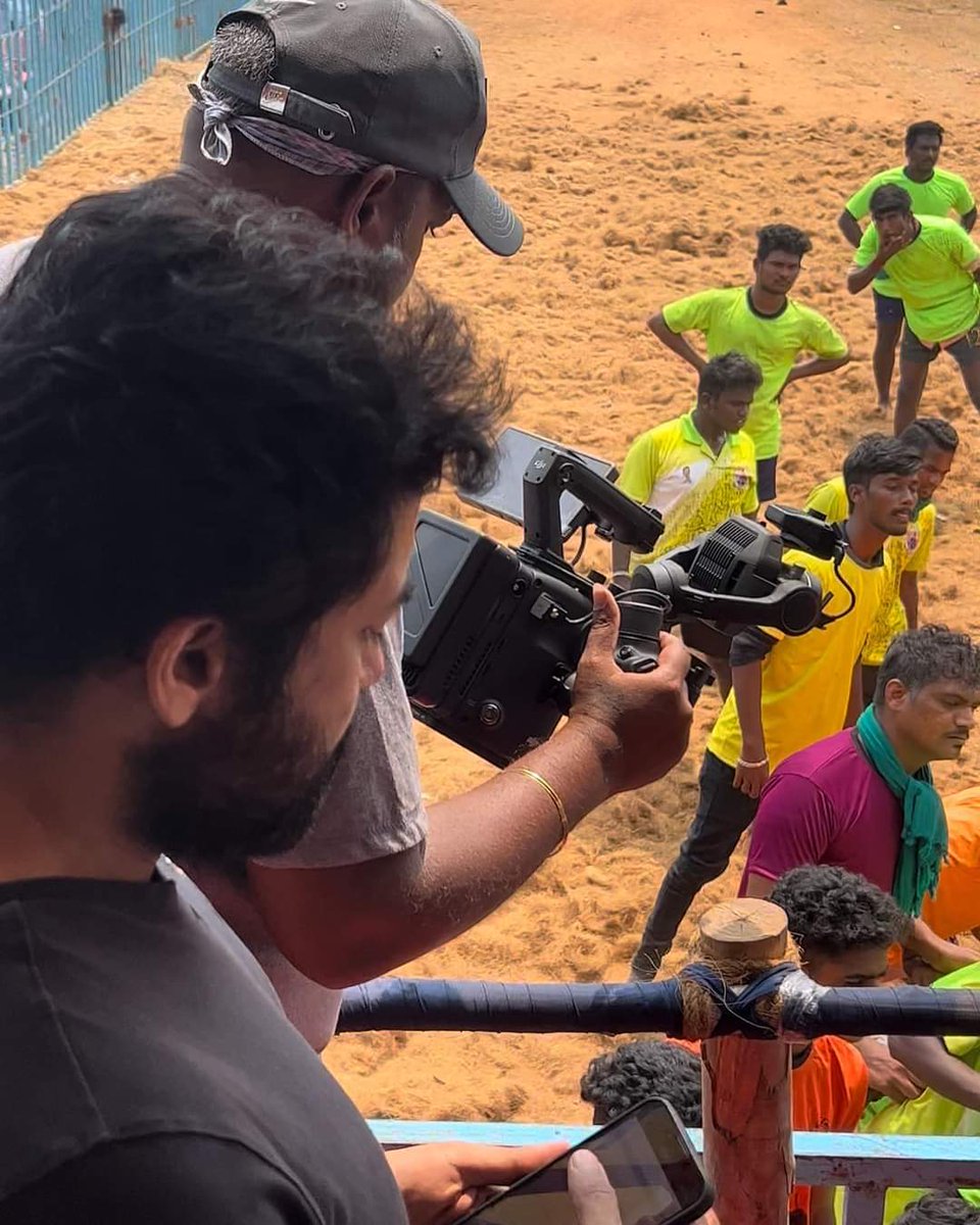SingamTCR's tweet photo. • #VaadiVaasal Shooting Spot | 

@Suriya_Offl  🔥

@AKSSFWA @singamgroup8 
#SingamGroupKerala https://t.co/Xjnzd8M2A8