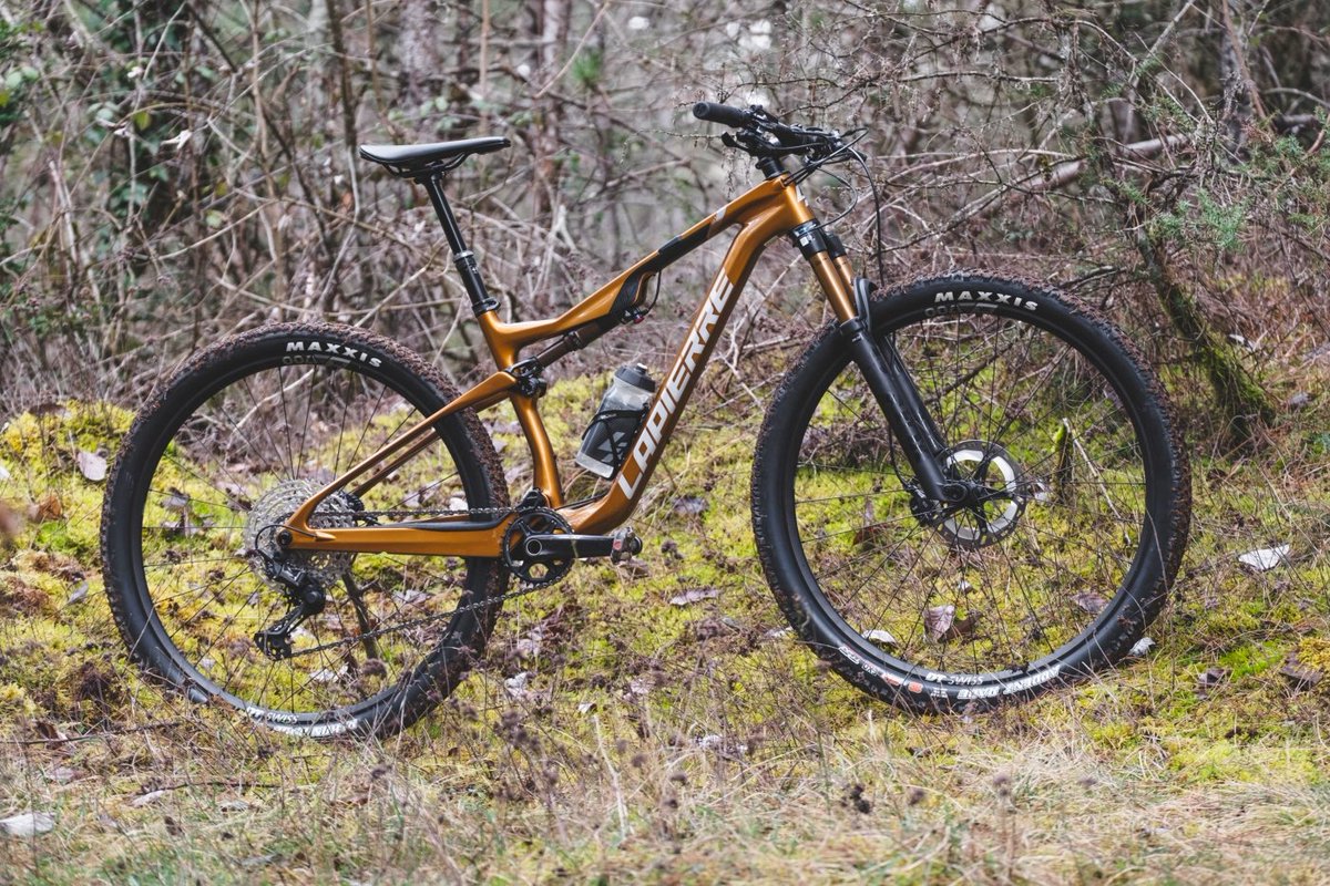 esmtb's tweet photo. Nuevas Lapierre XR y XRM, toma de contacto con su nueva doble de XC (pesos y precios): https://t.co/i6gjDkAfDj https://t.co/pqEh0tbAkq