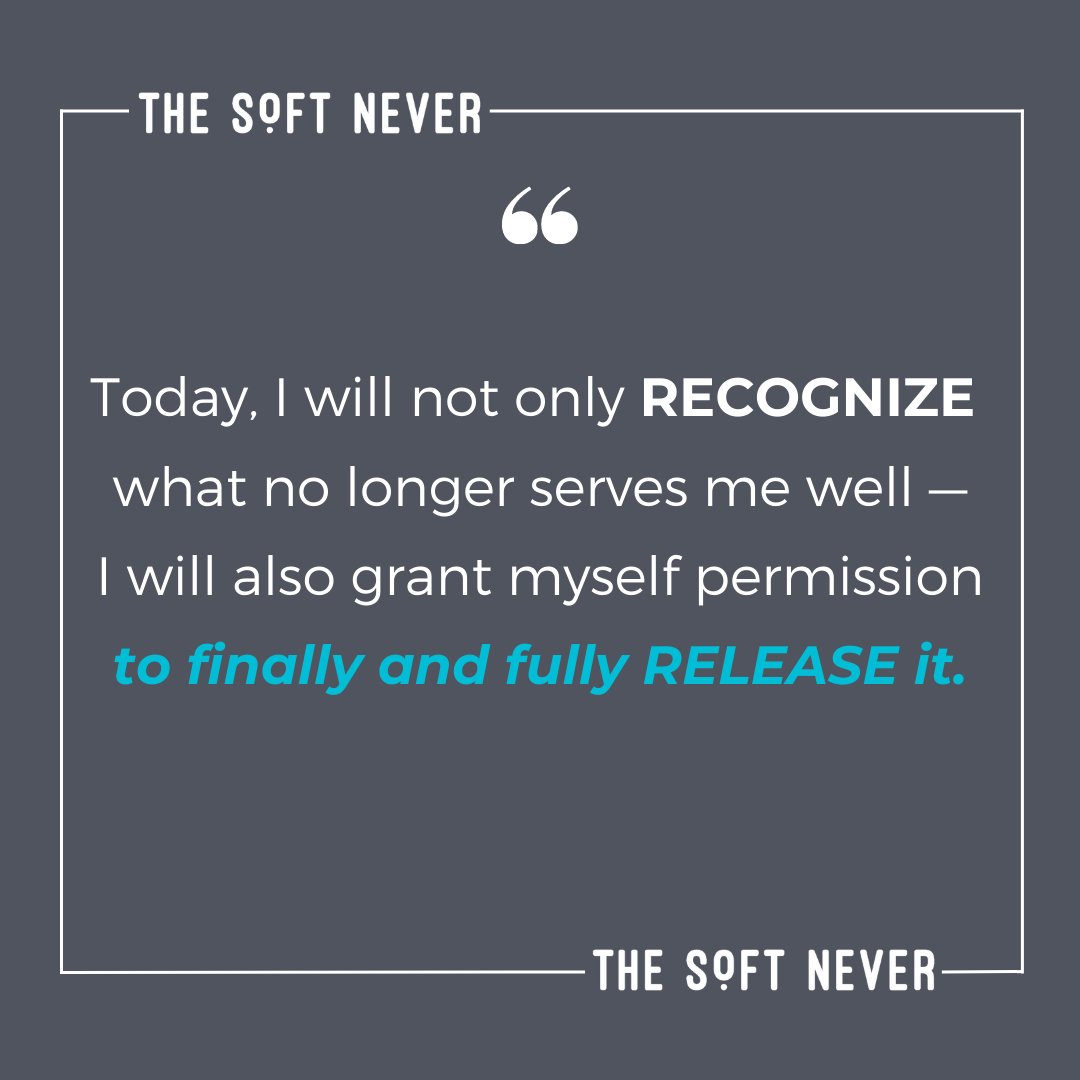 SoftNever's tweet image. We don't have to keep white-knuckling the wrong things in our life, based on fear, based on someone else’s expectations, based on sheer force of habit. 💫👐

#setboundaries #letitgo ##writingcommunity #findyourpurpose #livewithpurpose
