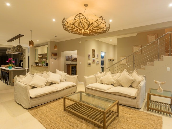 EbukhosiniGroup's tweet photo. Situated on the beachfront of the popular coastal town of Henties Bay,Winston Beach House offers quality,family accommodation in a tastefully decorated self-catering house which comprises 6 bedrooms &amp; 5 bathrooms. #NamibiaAt32 #Namibia #TravelNamibia #TourismNamibia https://t.co/LJX2sXmuv9