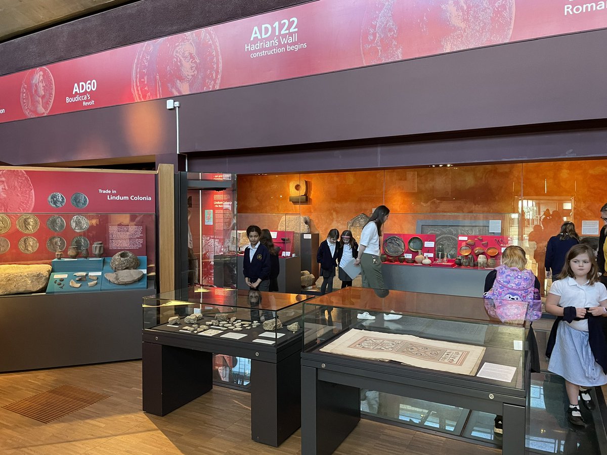 MrsDBradbury's tweet photo. We are looking at the museum at all the Roman artefacts- we are finding it interesting at how much information we can get from what has been found! #investigatelearning @collectionusher @MrsSSmall https://t.co/UWs5nhkspe