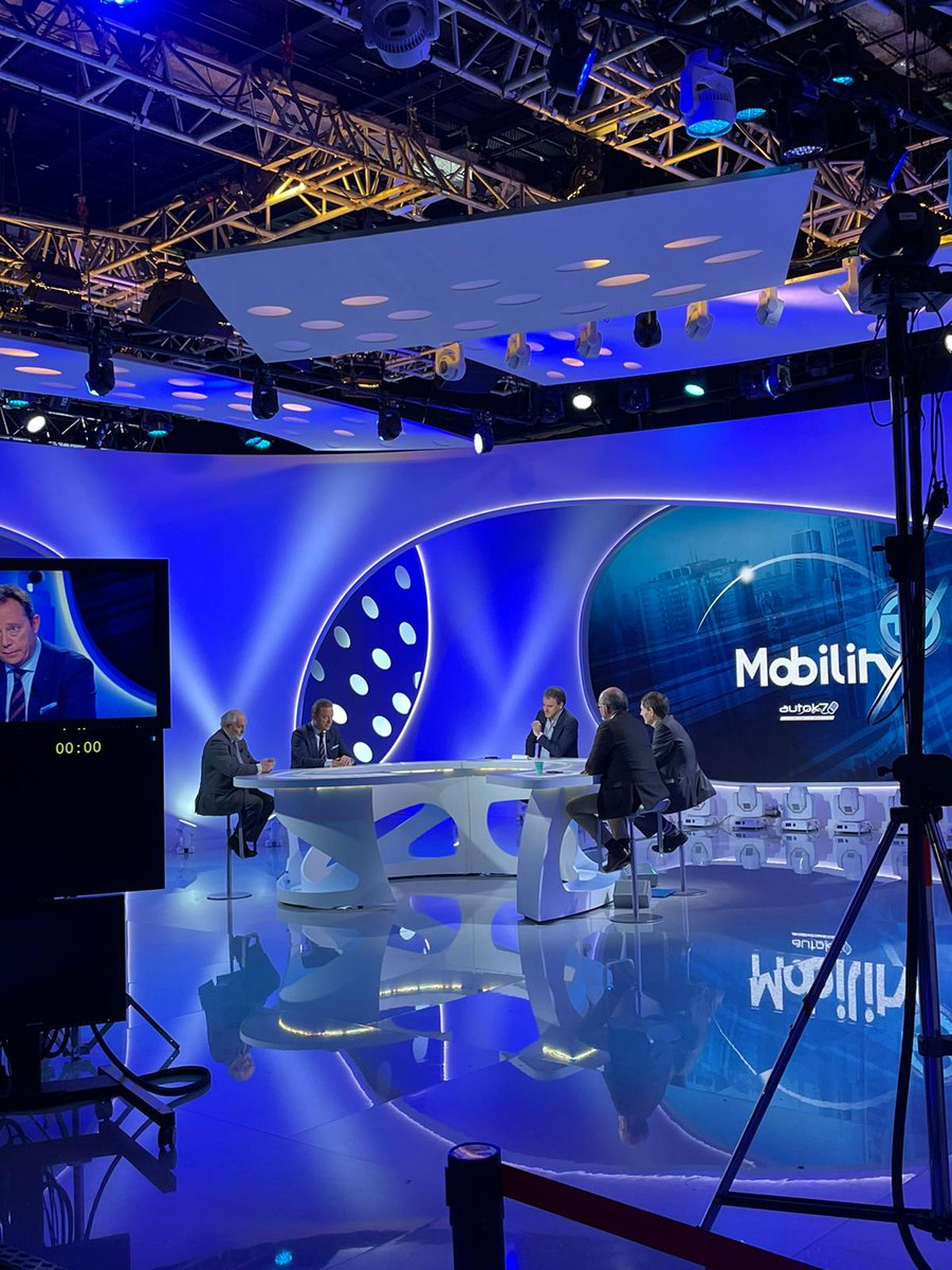 _Mobility_TV's tweet image. À trois semaines du premier tour de la présidentielle Claude Cham @la_FIEV, @XHorent @mobiliansfr, Marc Mortureux @PFA_auto et Thierry Archambault #CSIAM sont réunis pour discuter des attentes de la filière automobile. 
Prochainement sur notre chaîne YouTube : @_Mobility_TV