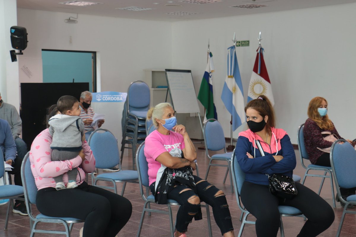 👉En ambas jornadas, se resolvieron problemas relacionados con la actualización de cedulones📄, planes de pago, cancelación de saldos de la vivienda y entrega de libres de deuda

#Hacemos #ViviendasSociales 
#Entregados