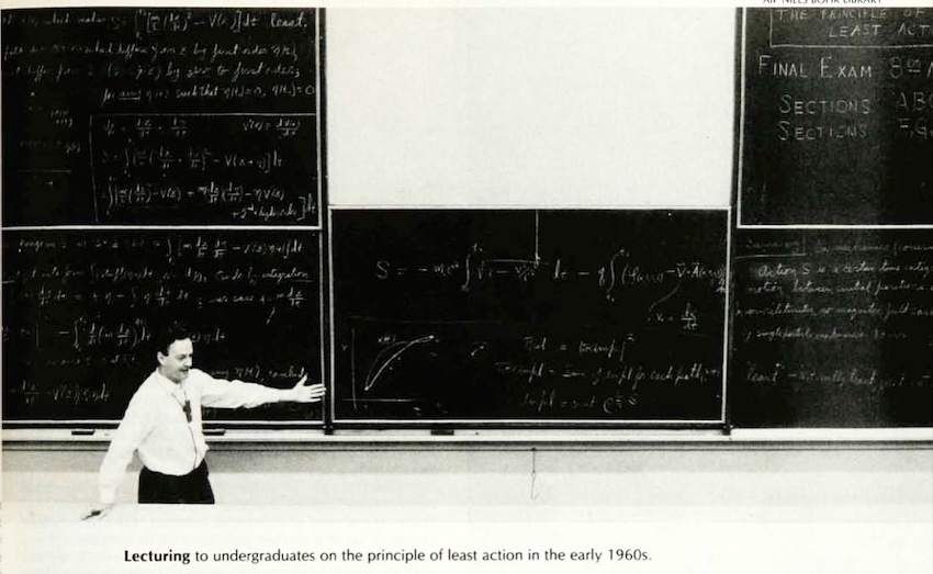improbresearch's tweet photo. Explaining why spin-1/2 particles obey Fermi-Dirac statistics https://t.co/HnKlq9Gs0Z https://t.co/rrZbAA15Gd