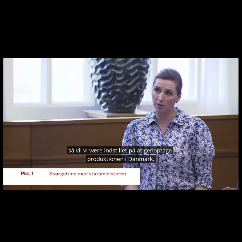 FranciskaRosenk's tweet photo. Nej, minkavl skal IKKE genoptages!

I dag talte Mette F for at genåbne minkavl i DK.

Et erhverv, som har fået 18 mia. skattekr. i kompensation. En produktion, som Dyreetisk Råd kalder “uacceptabel”. Et produkt, der i stor stil sælges til russisk og kinesisk elite... #dkpol https://t.co/KEijQ2Shq2