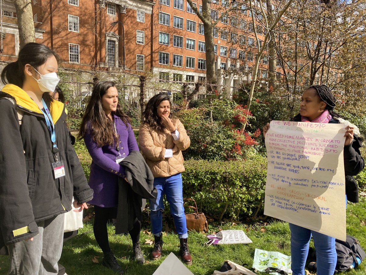 DPU_BUDD's tweet photo. Taking advantage of the arrival of Spring in London, we have been enjoying in this beautiful location for the Participatory Processes module.
During the session, students were working in groups to develop the 21/22 Urban Design Manifesto!
#Participatoryprocesses #BUDD #DPU #UCL https://t.co/UFACB3Bep2