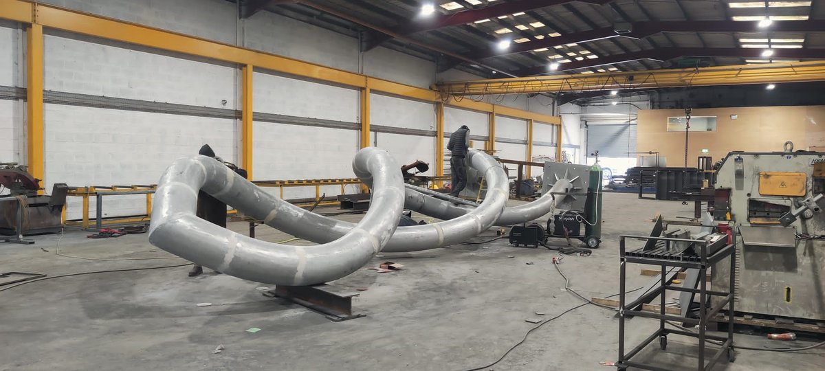 AngleRingCo's tweet image. Great to see further progress on the #Superunification public art commission at Honeypark in #Ireland ☘️

Getting closer to the final install now as these #InductionBent tubes will be going into their upright position.

Image credit: Ruth Lyons ow.ly/Pmrp50Iqaxz

#Export