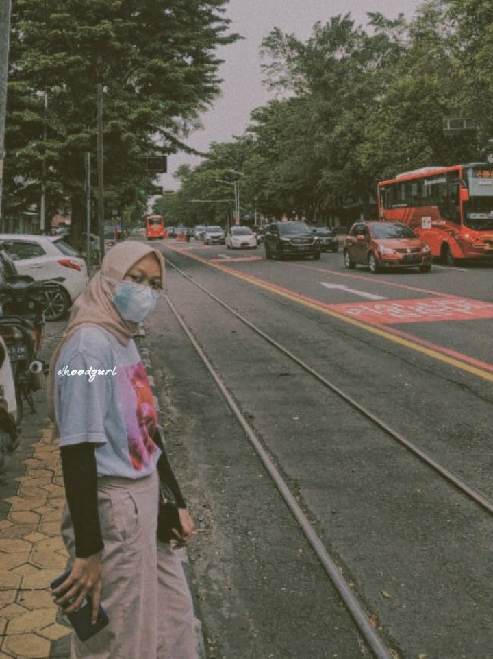 dhoodgurl's tweet image. “I'm a very loyal boyfriend. I'm a bit of a joker... I can be romantic, but not too sickly.” — he said. 
me : 🫶🏻🫠

[ #DirectionerDay #DDay ]