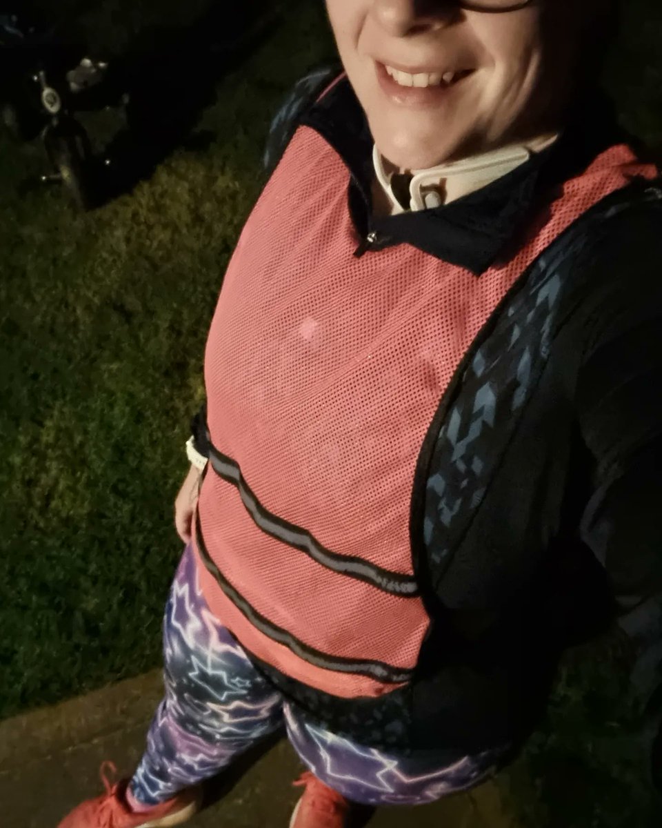 Alifitness91's tweet photo. Such a good club run last night! 800m efforts managed 1 more rep than I normally do! Avg under 11 min miling! Well chuffed!
#running #speedsession #intervals #800mefforts #loverunning #clubrun #runclub #BTH #BourneTownHarriers @BourneTownHarri https://t.co/m2B4PjnLL2