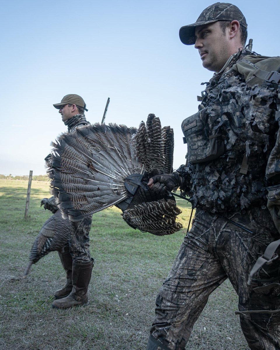 Birds were tight lipped on this particular afternoon with @austinriley1308. Still always fun getting out there with the guys. You’ll be able to catch our entire Florida hunt that’ll be uploaded by the first of next week! #realtreetimber