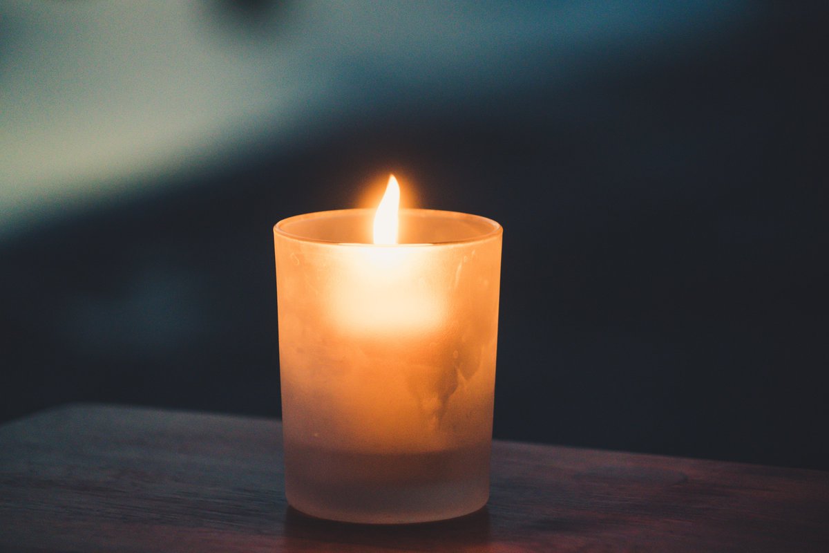 SocialWorkEng's tweet photo. On this #NationalDayOfReflection, we remember all social workers and the people they support daily, who have lost their lives or loved ones over the past 2 years. Take some time with us today to pause and reflect and remember them. https://t.co/SMbYB567WQ