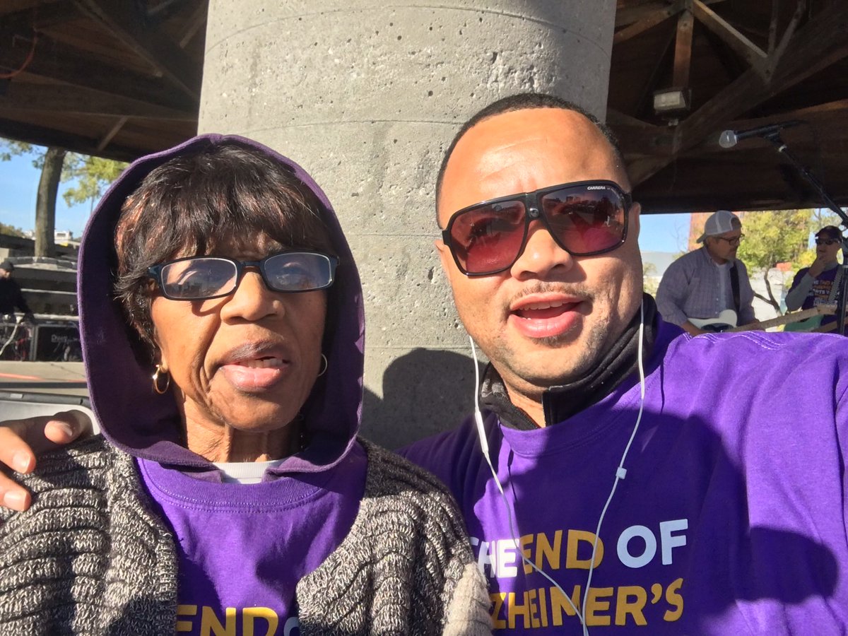 Senator Antonio Hayes tweet media