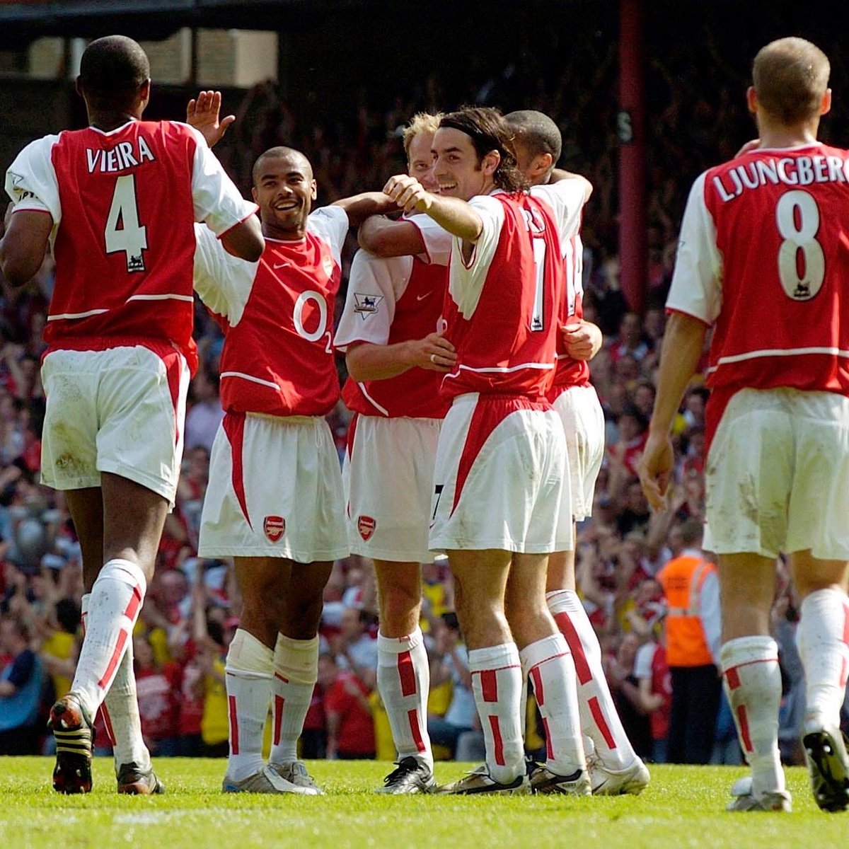OfficialVieira's tweet photo. Thanks for the memories ❤️ #PLHallOfFame https://t.co/RzzExIv2Vx