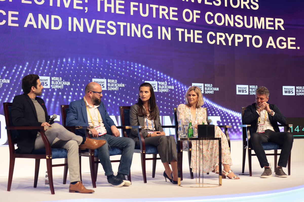 scenenowfuture's tweet photo. #NFTYScene x @tresconwbs “Whales like @HSBC, @GoldmanSachs setting up in metaverse will help mass adoption.” Tatiana Metodieva, Corp. Finance @nexo. “But is that just a PR stunt?” @toadmeister CIO @neoflowenergy. Banking in the metaverse? Probably less queues. @tresconwbs 🧵 https://t.co/FSN8N5dMPs