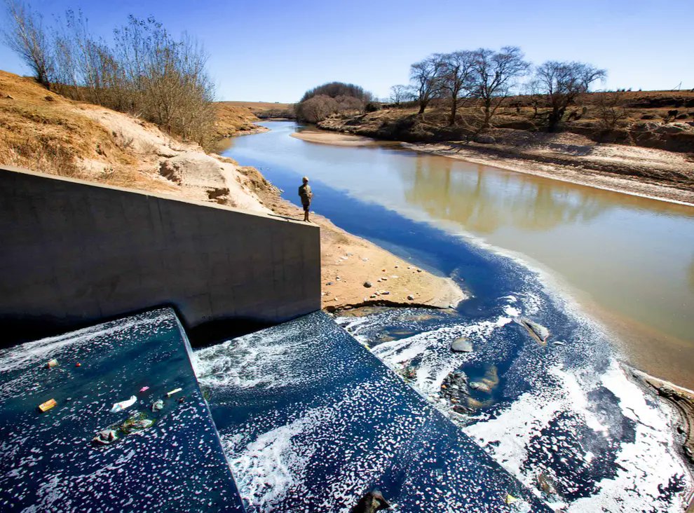 AppSustainable's tweet photo. "Some waters are also now as alkaline as bleach" - Chiara Giordano. Fast fashion is causing African rivers to dye blue! Stop damaging our world for your fashion needs! #Fastfashion #sustainableswap #environment https://t.co/8arDHACs0p