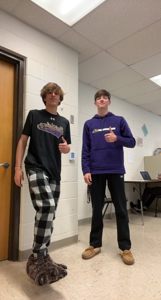 SHS_Baseball's tweet photo. It's Pajama Gameday! ⚾️ 

🐆 Leopards vs Rebels
🕰 445pm
🏟 Leopard Field https://t.co/pxbhKmXCB4